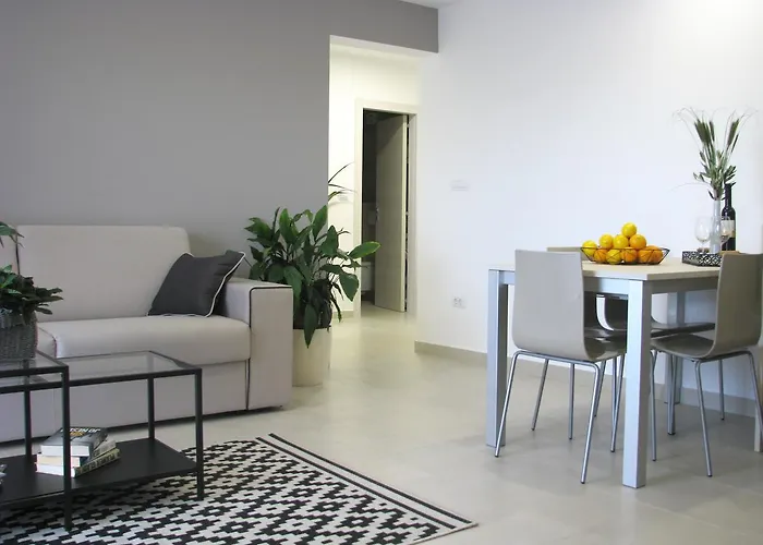 Andrea L Lägenhet Pomer