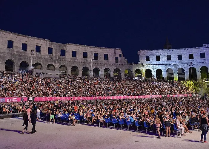 Andrea L Апартаменты